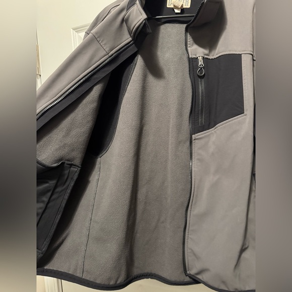 Men’s Duluth trading Co softshell - Picture 3 of 4